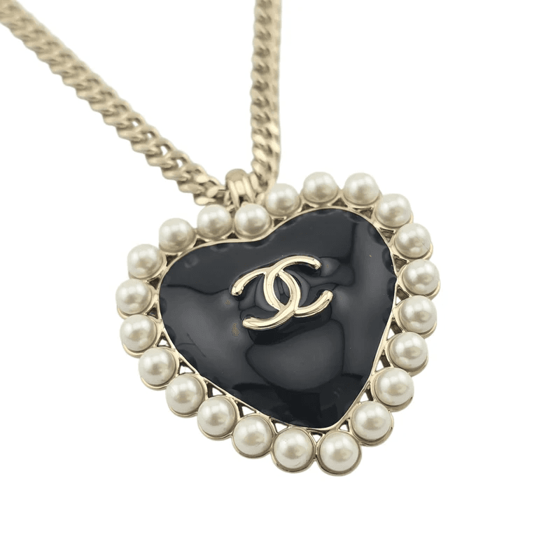 Chanel. Підвіска CC, жовте золото