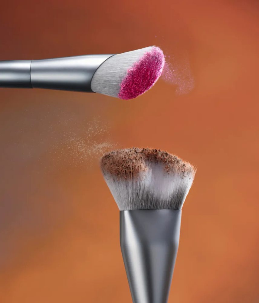 r.e.m. beauty B1 Blush Brush