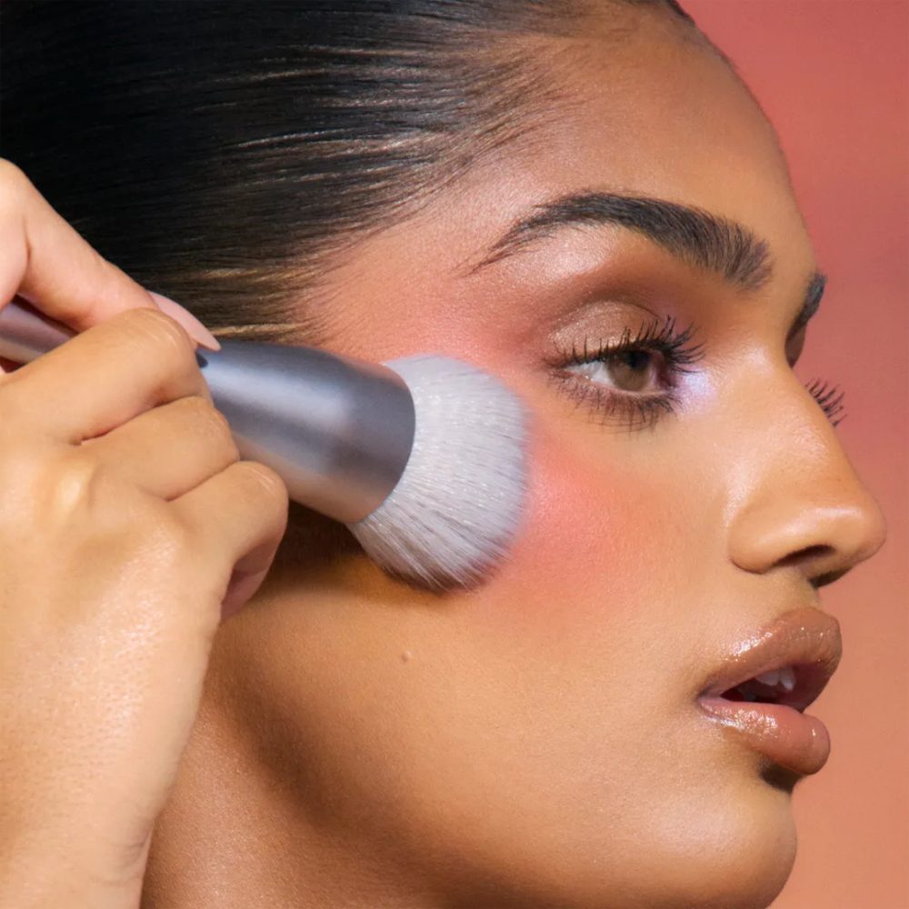 r.e.m. beauty B2 Bronzer Brush