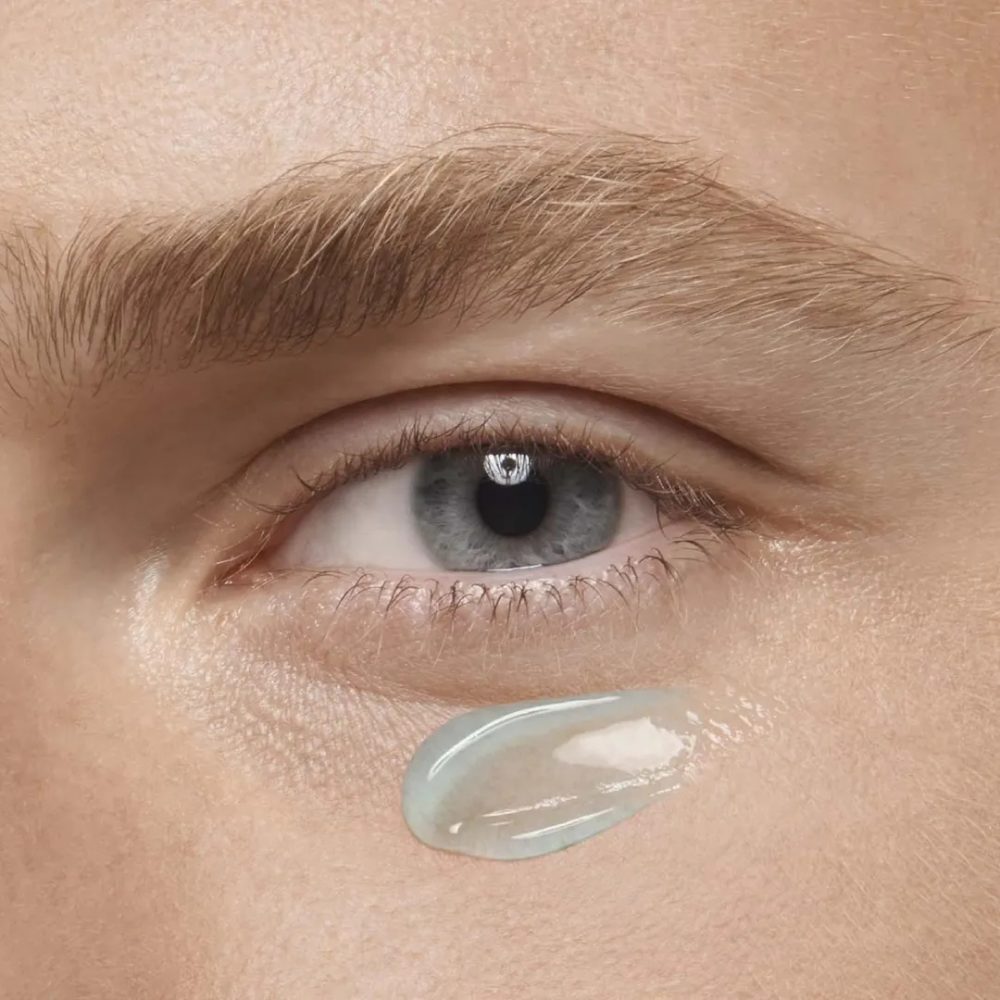 ClarinsMen Energizing Roll-on Eye Gel for Dark Circles + Puffiness