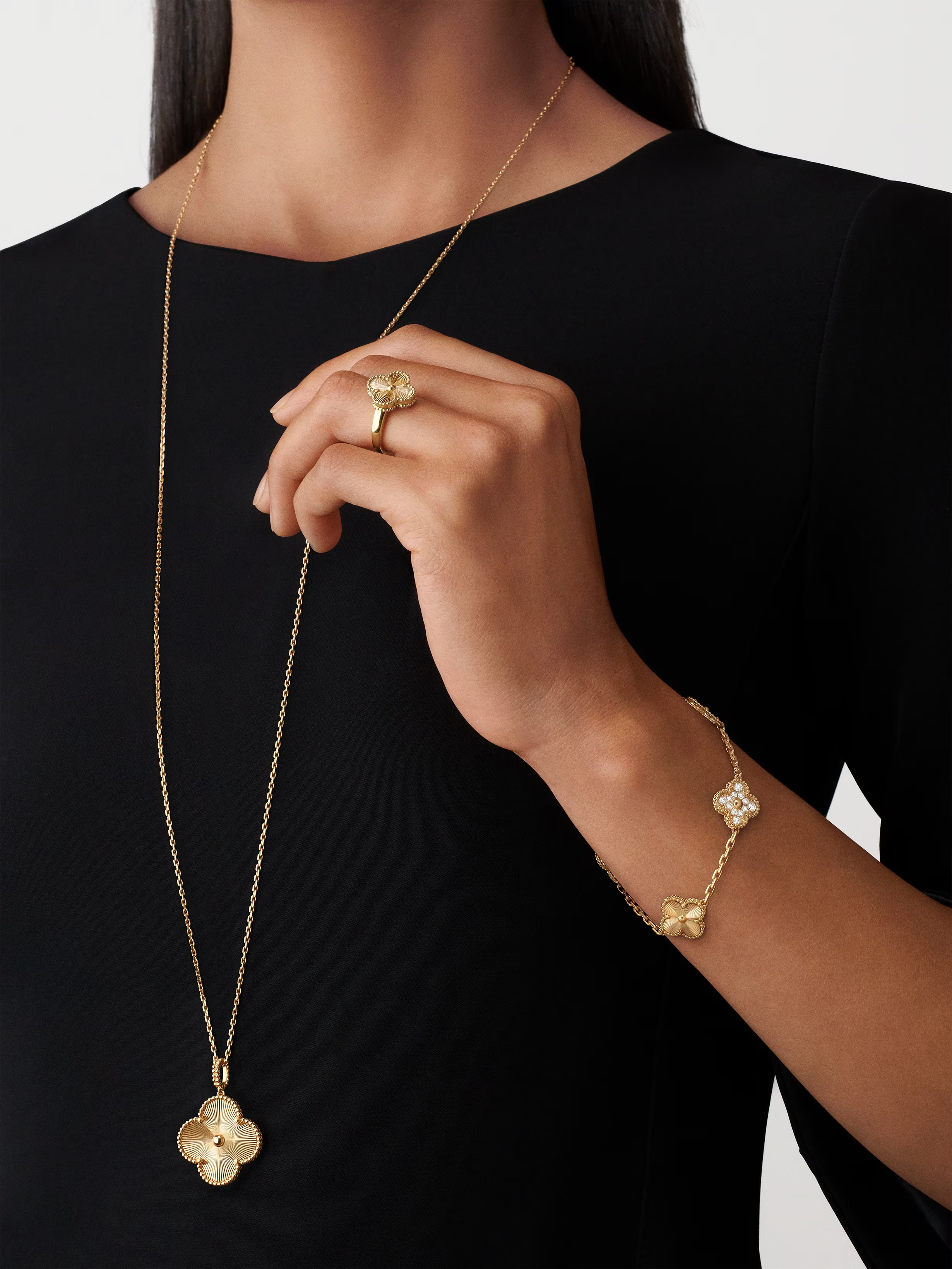 Van Cleef & Arpels. Браслет Vintage Alhambra із жовтого золота