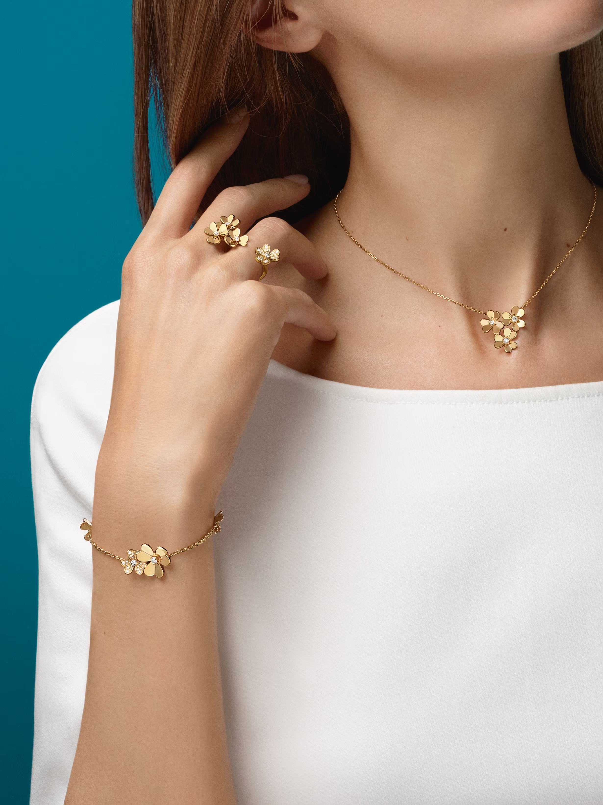Van Cleef & Arpels. Браслет Frivole, 5 квіток із жовтого золота