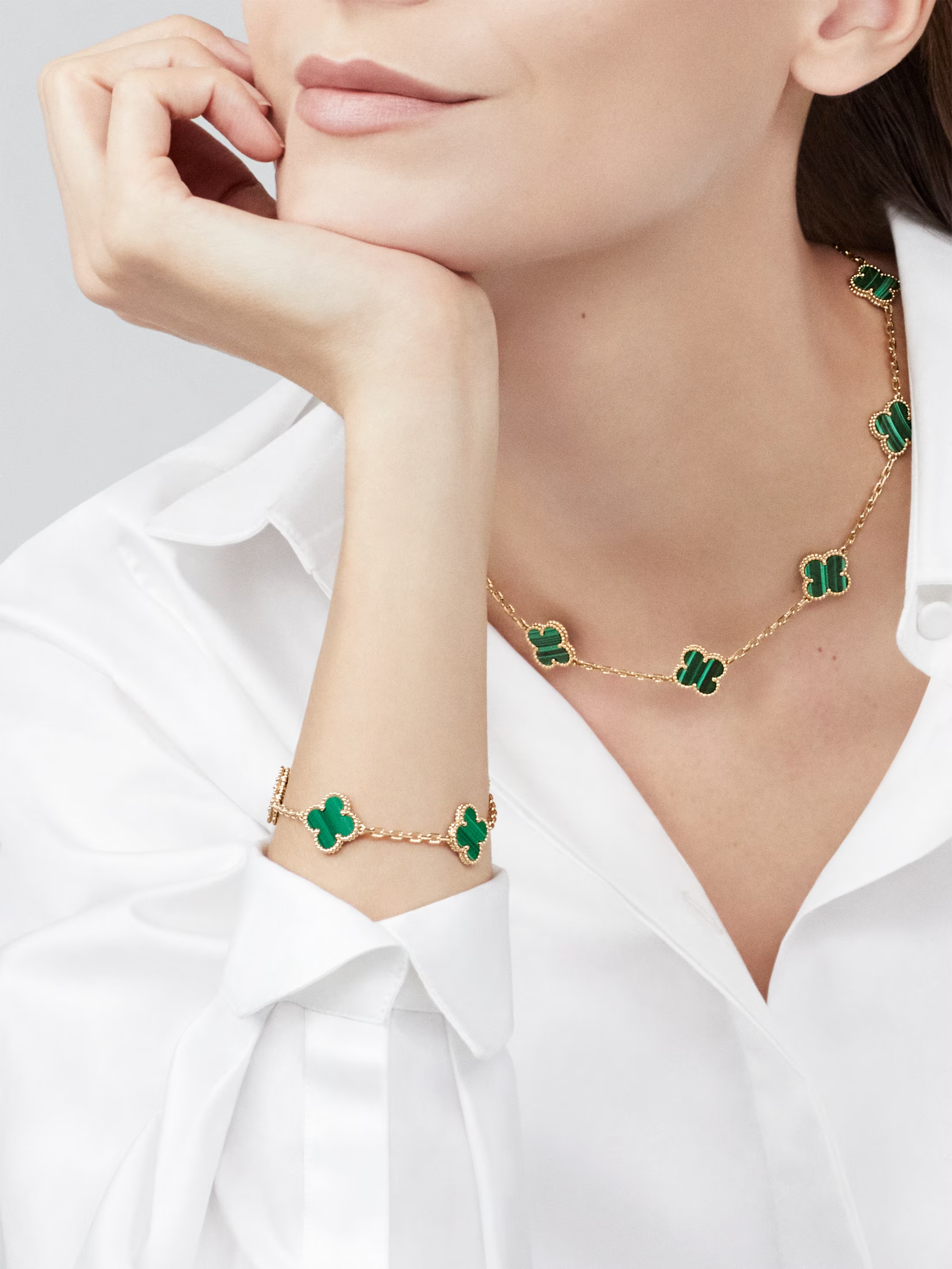 Van Cleef & Arpels. Кольє Vintage Alhambra із жовтого золота з малахітом