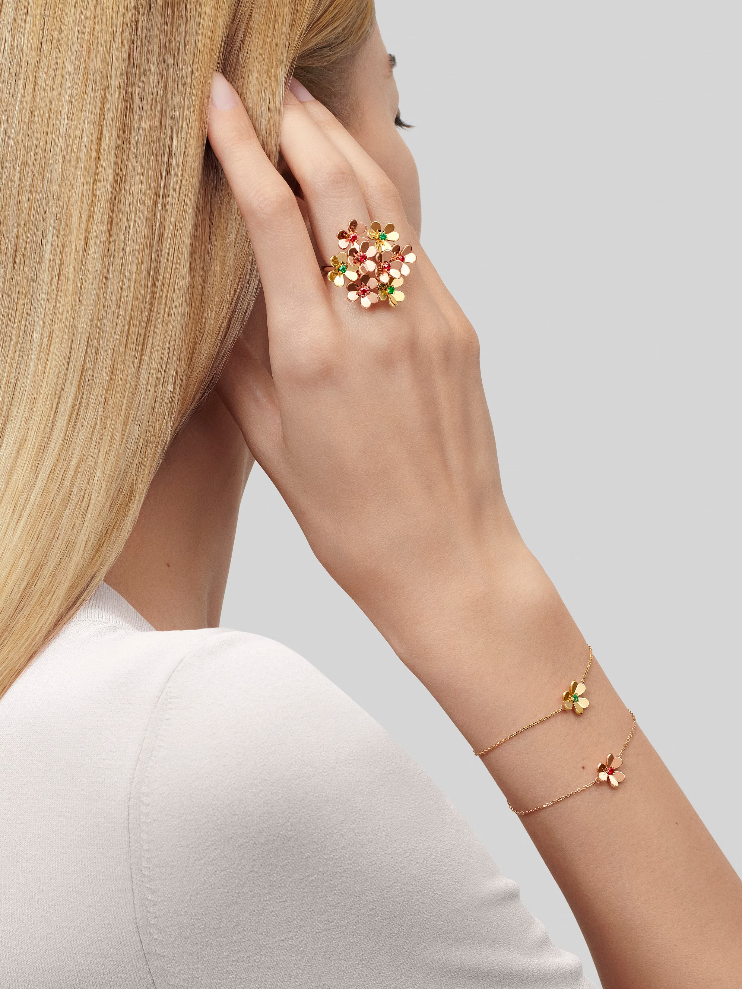 Van Cleef & Arpels. Браслет Frivole із рожевого золота