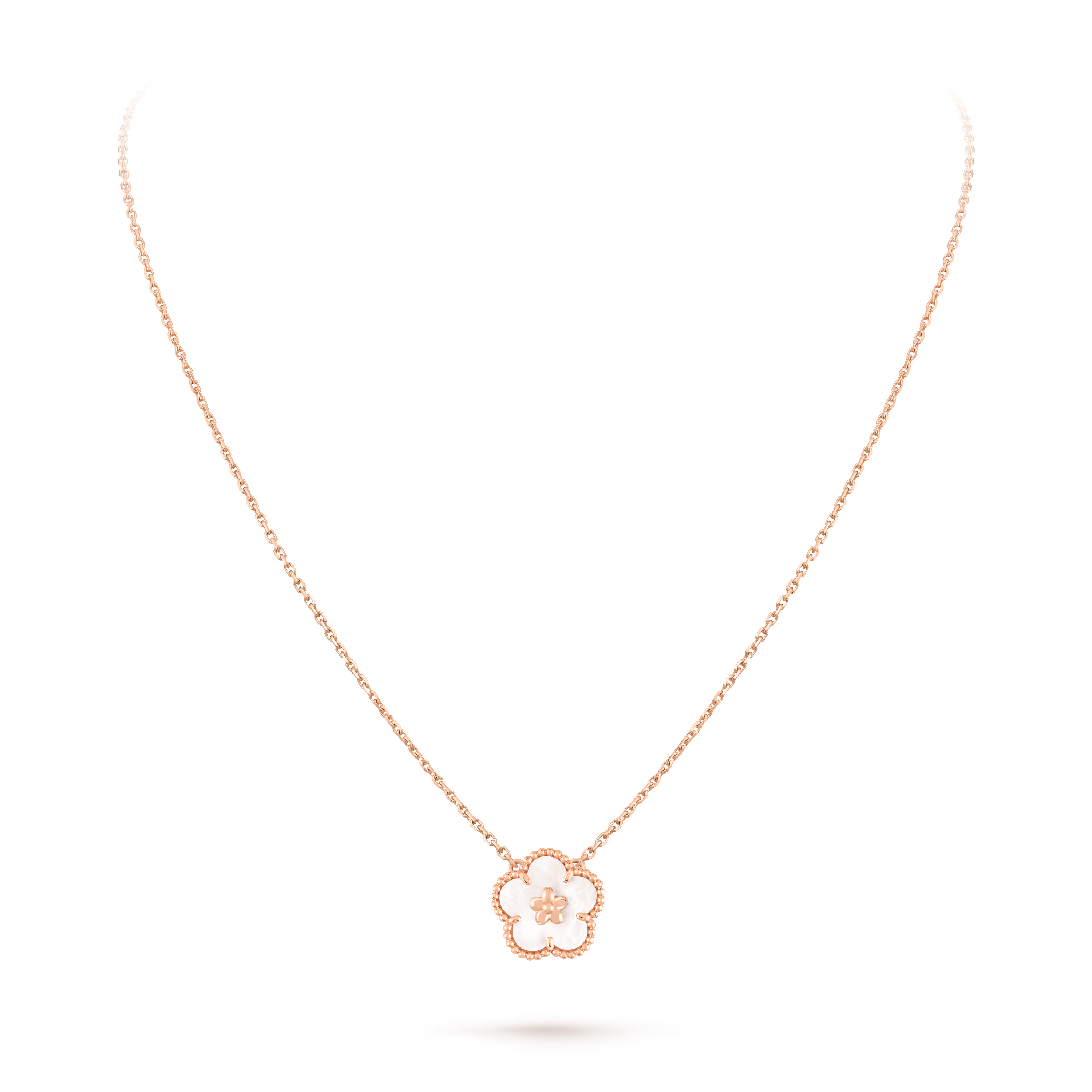 Van Cleef & Arpels. Підвіска Lucky Spring, квітка сливи із рожевого золота з білим перламутром
