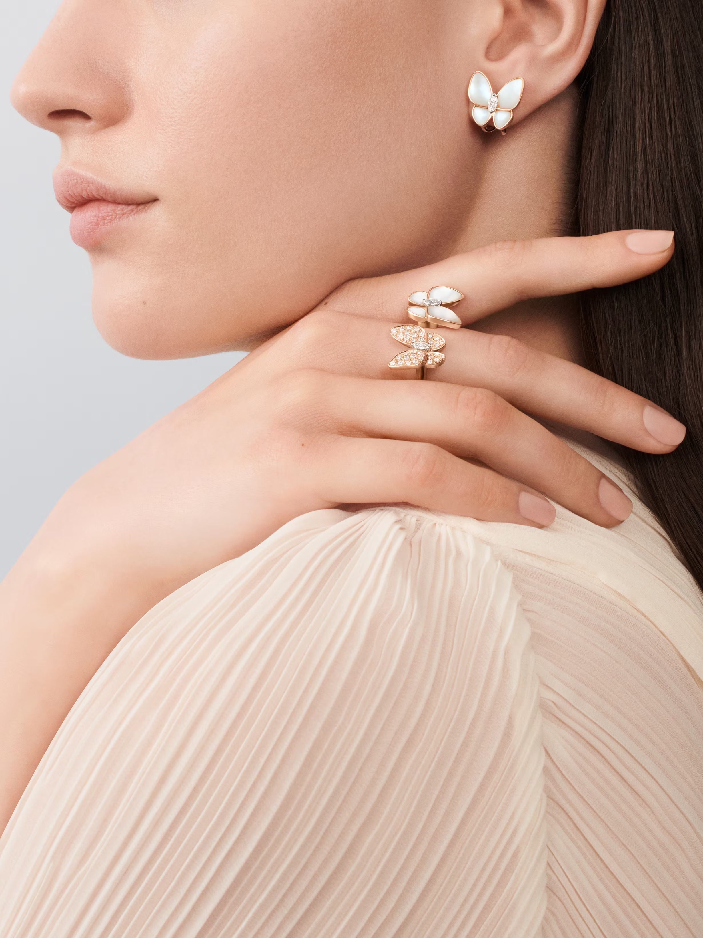 Van Cleef & Arpels. Сережки Two Butterfly із рожевого золота