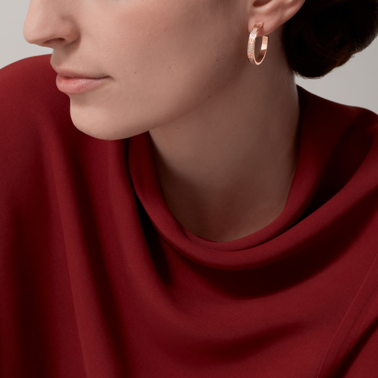 Cartier. Сережки-кільця LOVE середнього розміру із рожевого золота