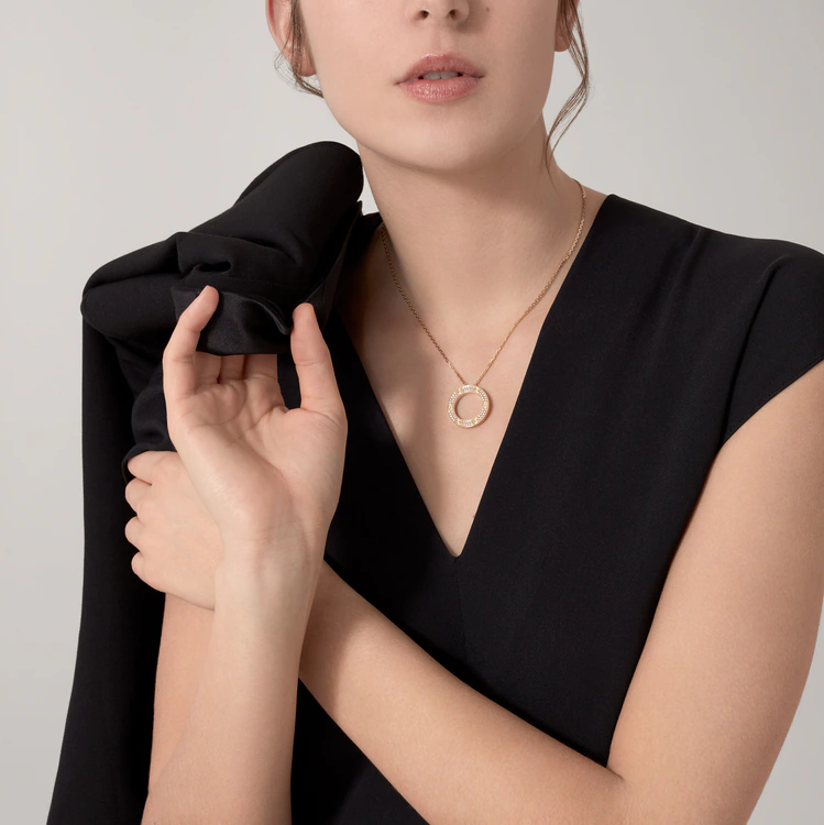 Cartier. Підвіска LOVE із жовтого золота