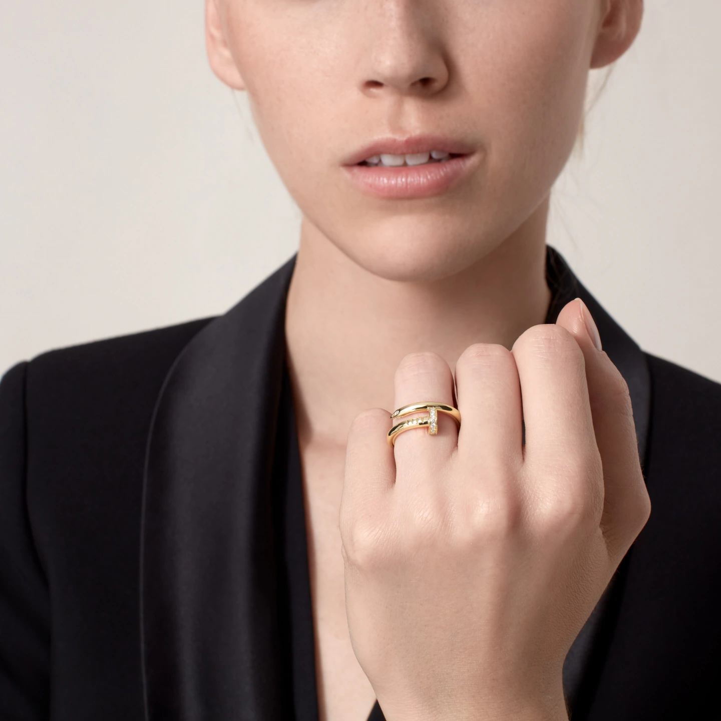 Cartier. Каблучка Juste un Clou, класична модель із жовтого золота