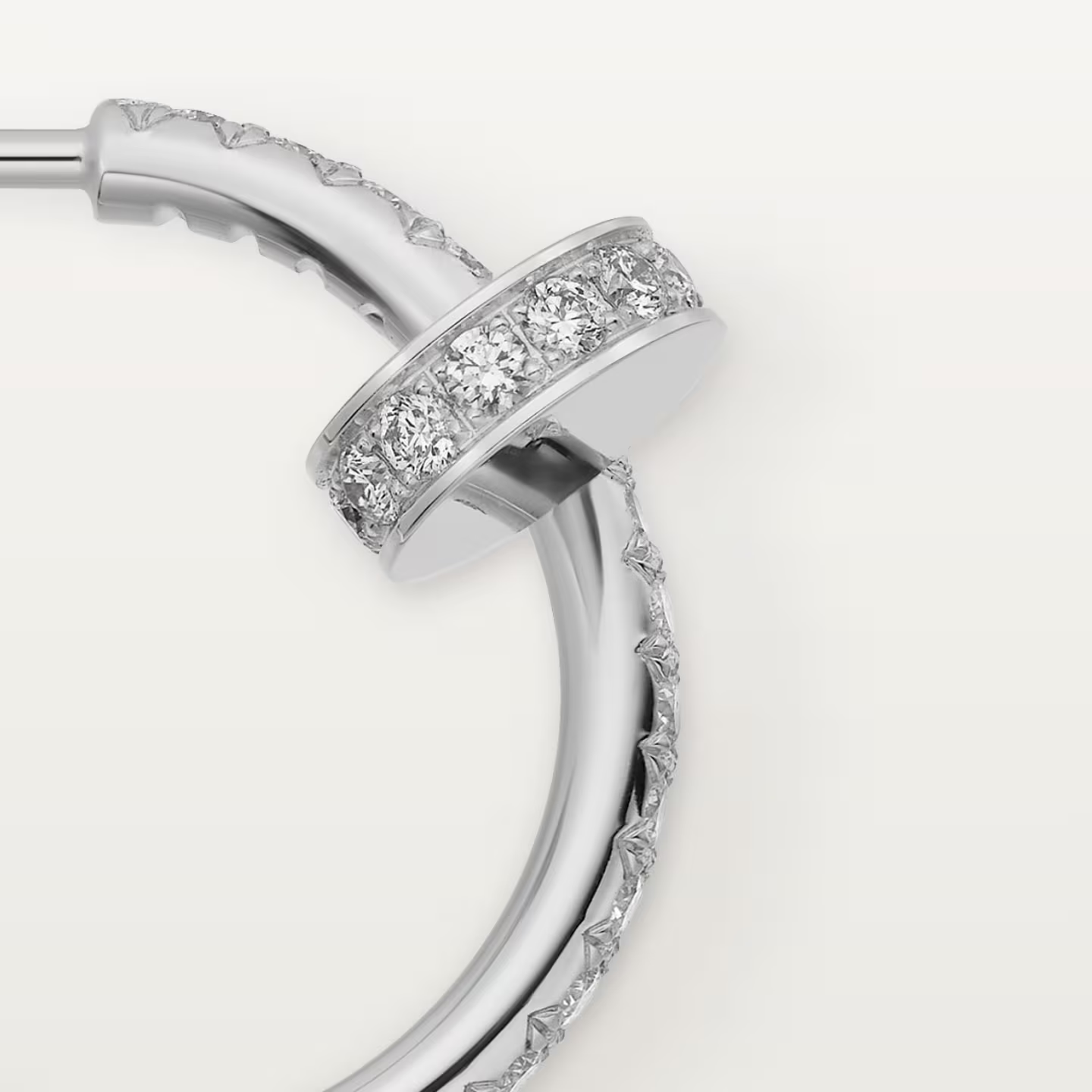 Cartier. Сережки-кільця Juste un Clou, маленька модель