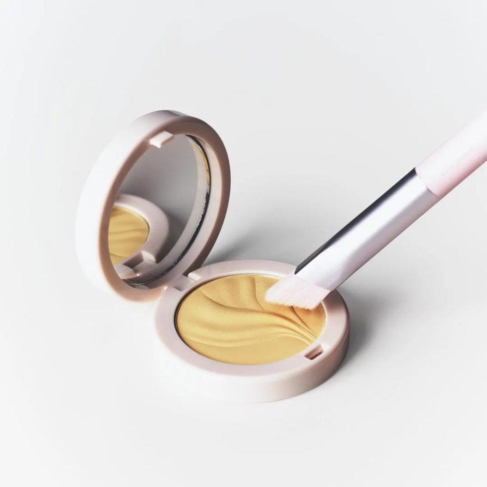 Kylie Jenner Precise Sculpting Complexion Brush 05