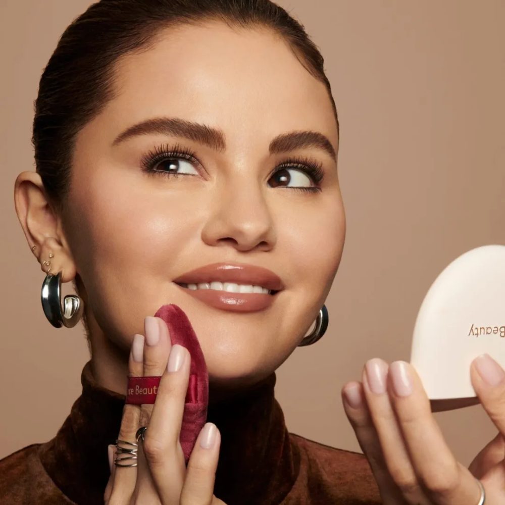 Rare Beauty Soft Touch Powder Puff