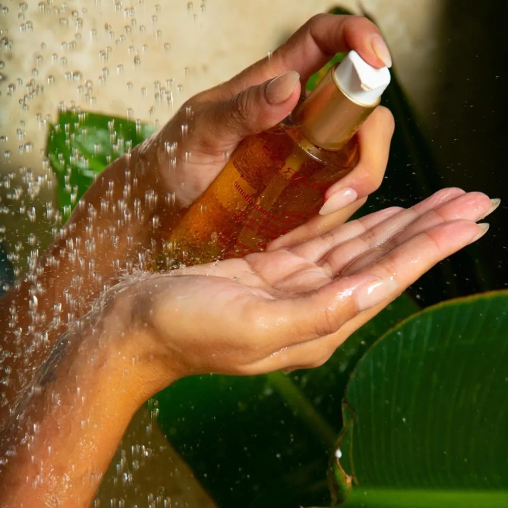 Clarins Total Cleansing Oil - Makeup Removing Facial Cleanser